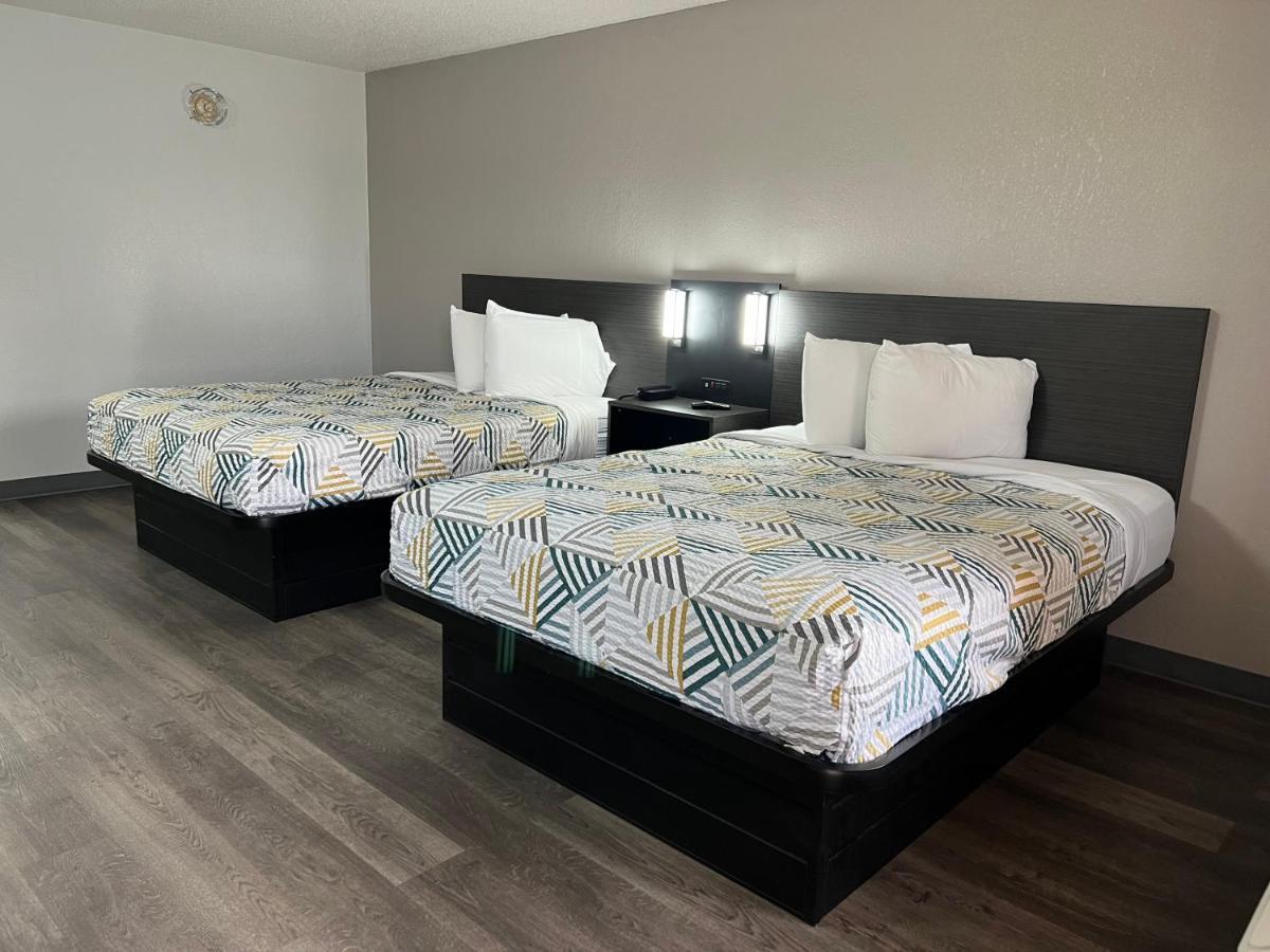 Motel 6-Middleburg Heights, Oh - Cleveland ภายนอก รูปภาพ