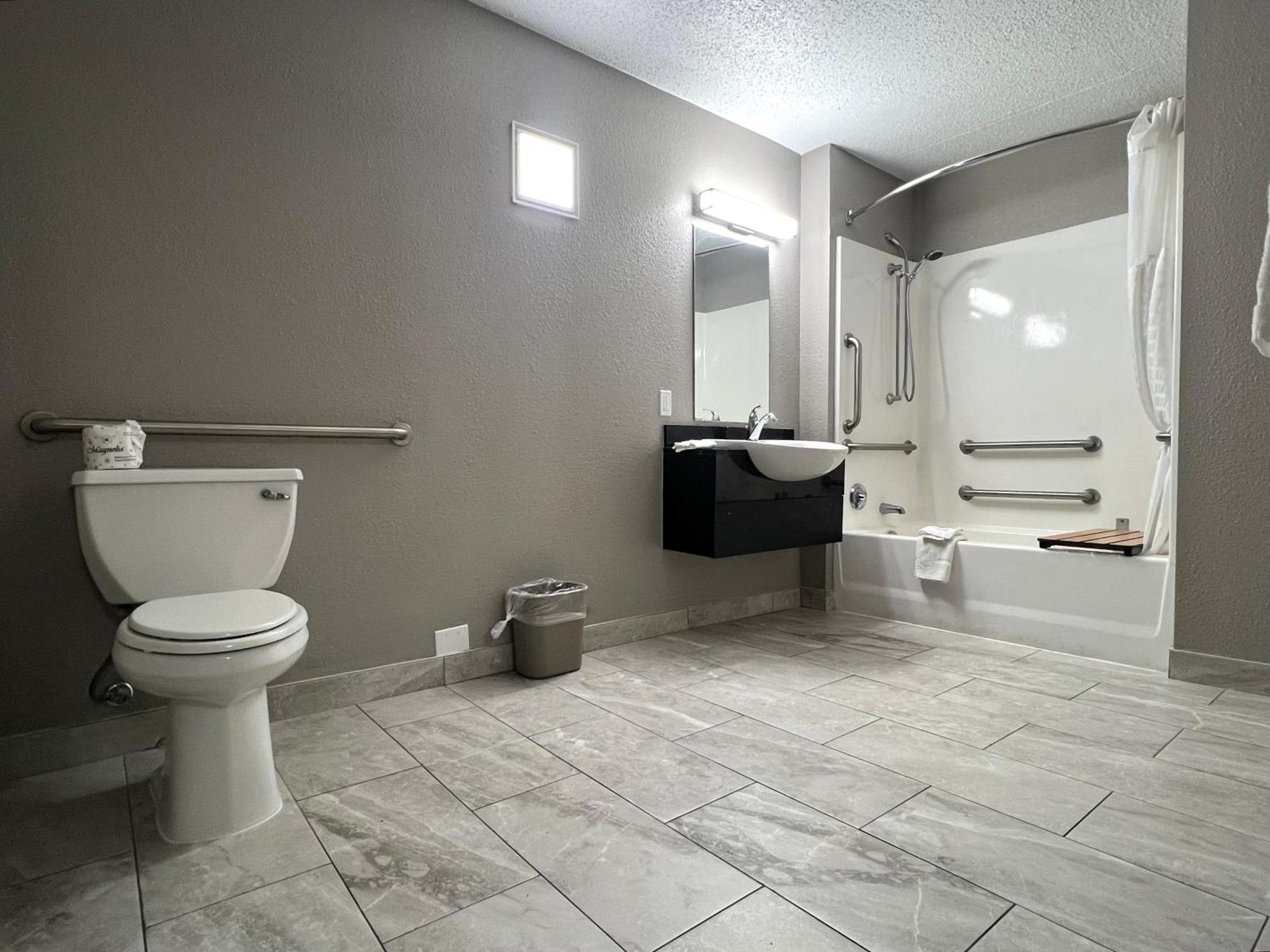 Motel 6-Middleburg Heights, Oh - Cleveland ภายนอก รูปภาพ